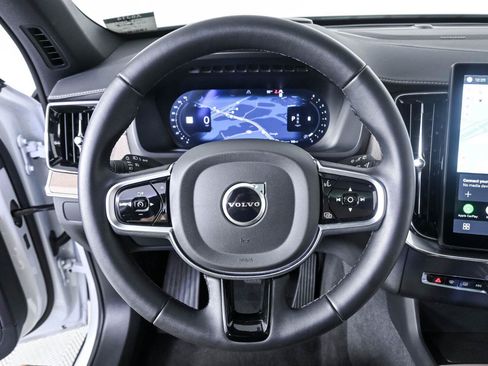 Certified 2026 Volvo XC90 B6 Ultra AWD/4WD image 9