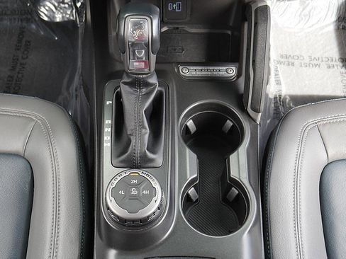 Used 2022 Ford Bronco Outer Banks image 21