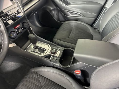 Used 2020 Subaru Forester Premium image 27