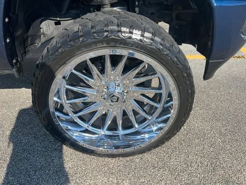Used 2019 RAM 1500 Limited AWD/4WD image 3