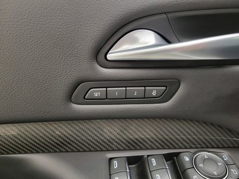 Used 2023 Cadillac XT4 Sport image 3