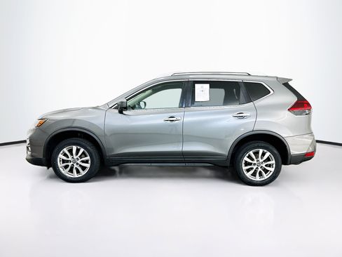 Used 2018 Nissan Rogue SV w/ Premium Package AWD/4WD image 4