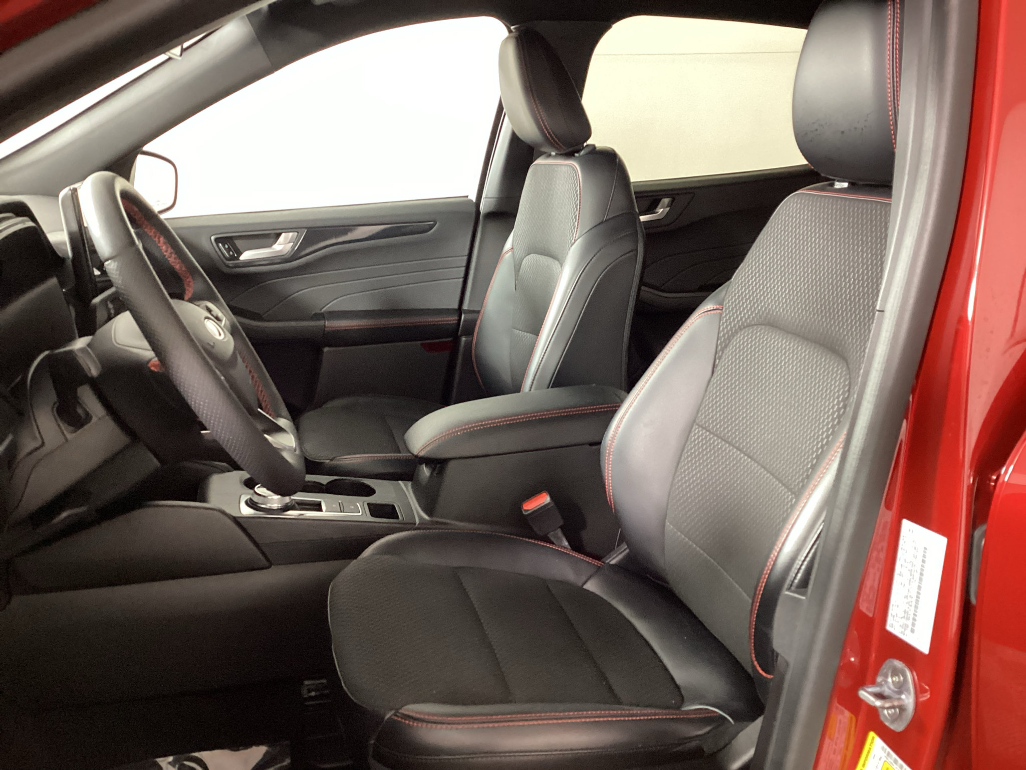 Used 2023 Ford Escape ST-Line Select w/ Tech Pack #1 AWD/4WD image 14