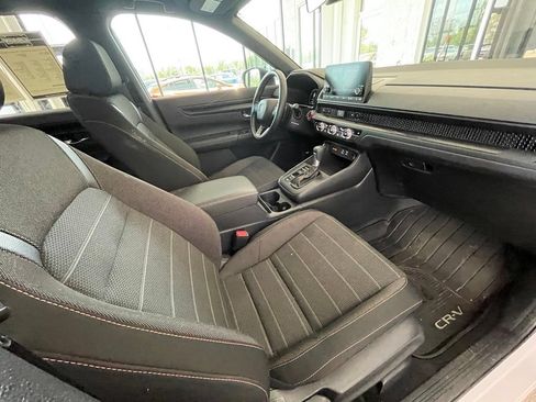 Used 2025 Honda CR-V Sport image 27