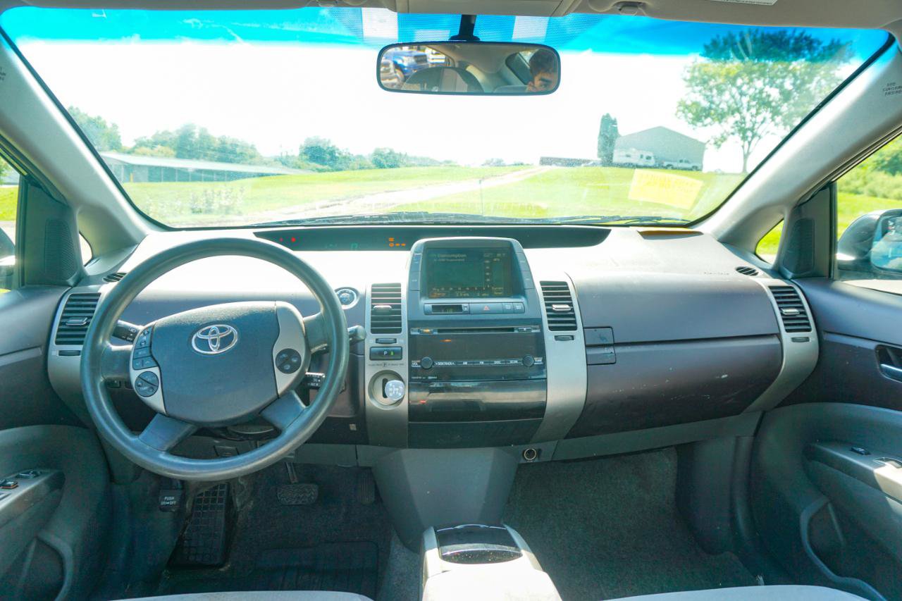 Used 2005 Toyota Prius FWD image 10