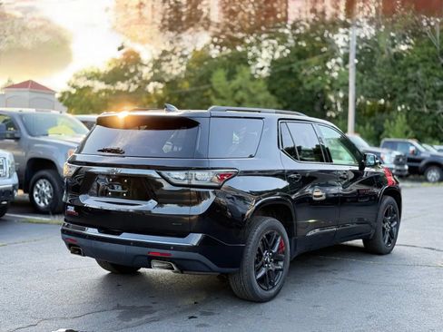 Used 2018 Chevrolet Traverse Premier w/ Redline Edition AWD/4WD image 29