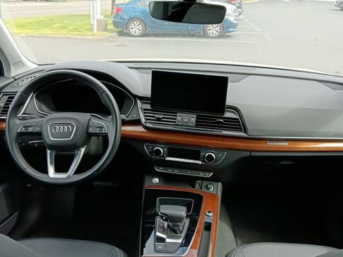 Used 2023 Audi Q5 2.0T Premium Plus w/ Premium Plus Package AWD/4WD image 5