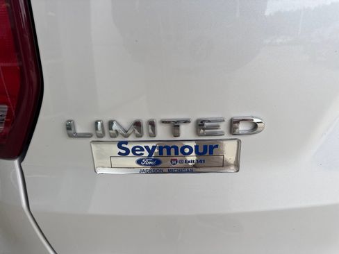 Used 2016 Ford Explorer Limited w/ Equipment Group 301A AWD/4WD image 13