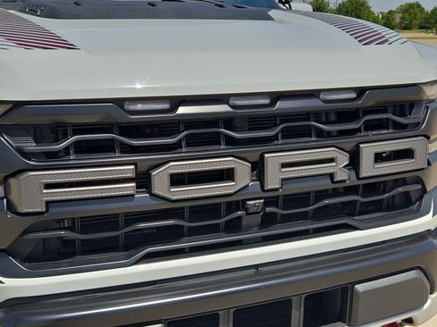 Used 2024 Ford F150 Raptor AWD/4WD image 10