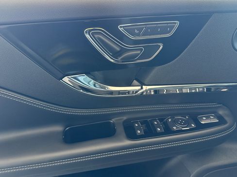 New 2025 Lincoln Corsair Reserve w/ Equipment Group 202A image 10