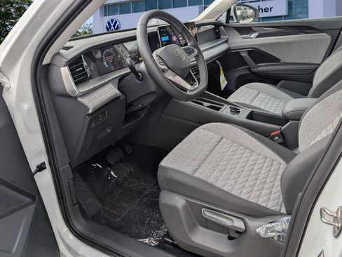 Used 2026 Volkswagen Tiguan S FWD image 6