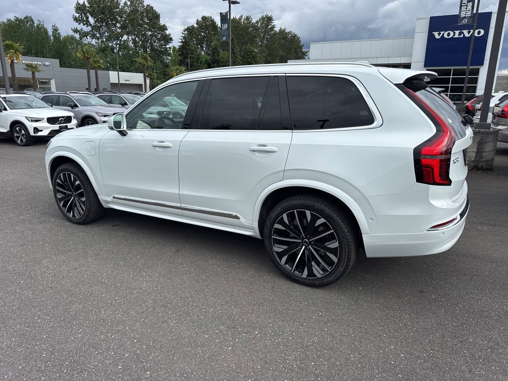 New 2026 Volvo XC90 T8 Plus w/ Protection Package AWD/4WD image 3
