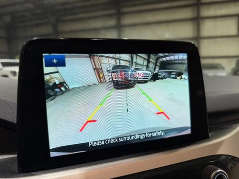 Used 2022 Ford Escape SE FWD image 31