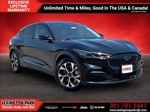 Used 2025 Ford Mustang Mach-E Select w/ Comfort Package Lite AWD/4WD image 1