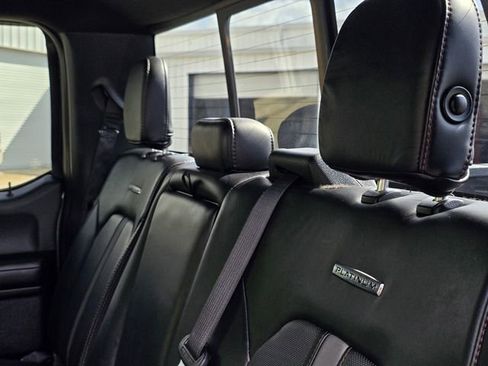 Used 2019 Ford F150 Platinum w/ Equipment Group 701A Luxury AWD/4WD image 34