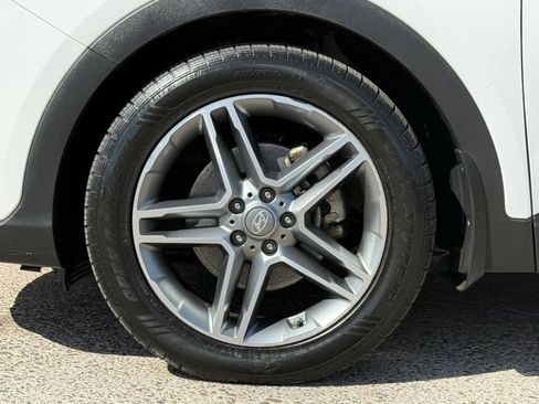 Used 2018 Hyundai Santa Fe AWD w/ Cargo Package image 28