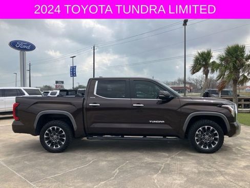 Used 2024 Toyota Tundra Limited w/ Power Package image 8