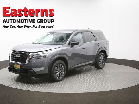 Used 2023 Nissan Pathfinder S AWD/4WD image 77