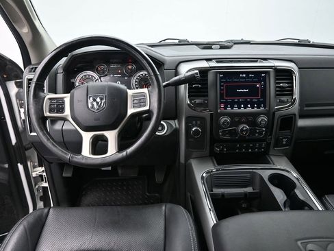Used 2018 RAM 2500 Laramie w/ Sport Appearance Group AWD/4WD image 12