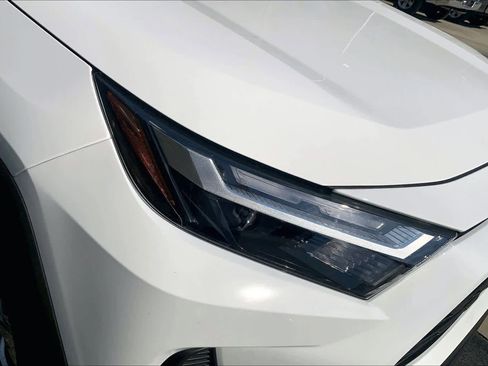 Used 2025 Toyota RAV4 XLE image 26