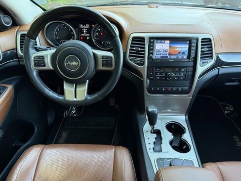 Used 2013 Jeep Grand Cherokee Overland Summit AWD/4WD image 14