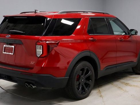 Certified 2022 Ford Explorer ST w/ Equipment Group 401A image 12