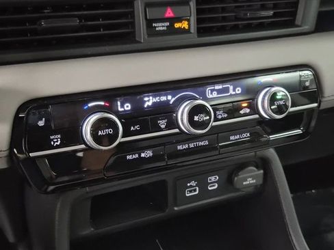 Used 2023 Honda Pilot EX-L image 31