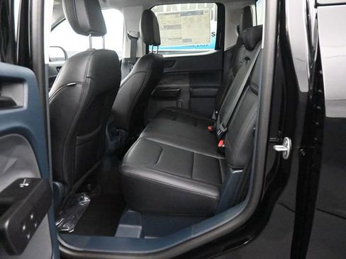 New 2025 Ford Maverick Lariat w/ Black Appearance Package image 8