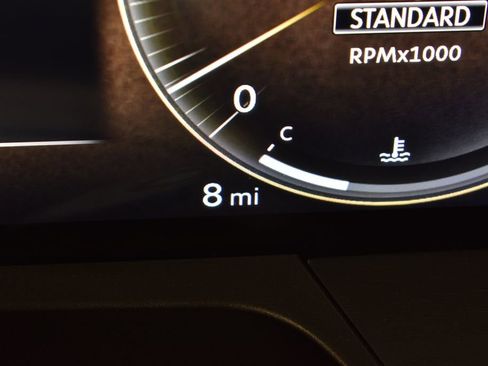 Used 2026 INFINITI QX80 4WD w/ Sport Exterior Package image 21