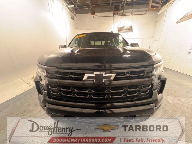Used 2025 Chevrolet Silverado 1500 RST w/ Convenience Package II AWD/4WD image 2