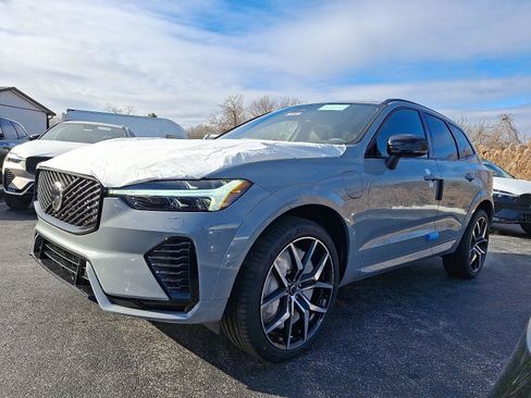 New 2026 Volvo XC60 T8 Polestar w/ Protection Package image 2