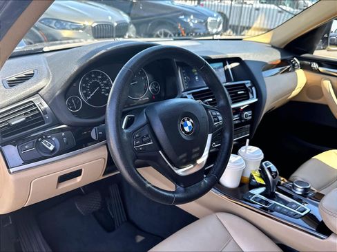 Used 2017 BMW X4 xDrive28i AWD/4WD image 18