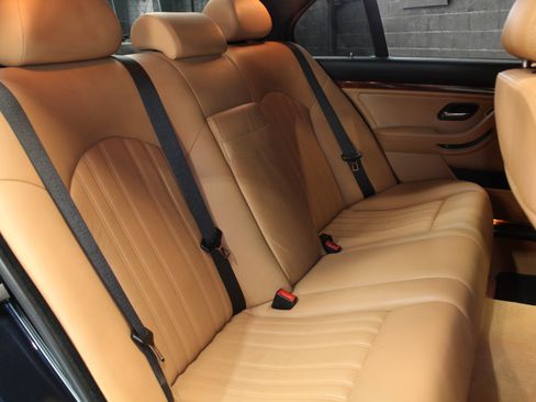 Used 2002 BMW M5 RWD image 56