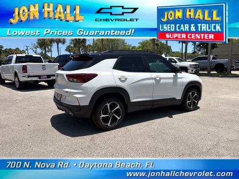 Used 2023 Chevrolet TrailBlazer RS w/ Convenience Package FWD image 13