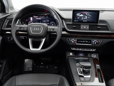 Used 2020 Audi Q5 e Premium Plus image 15