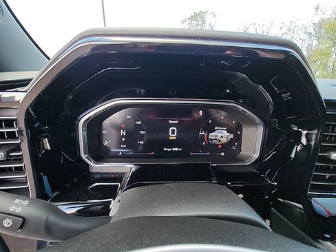 New 2026 GMC Sierra 1500 Elevation image 17