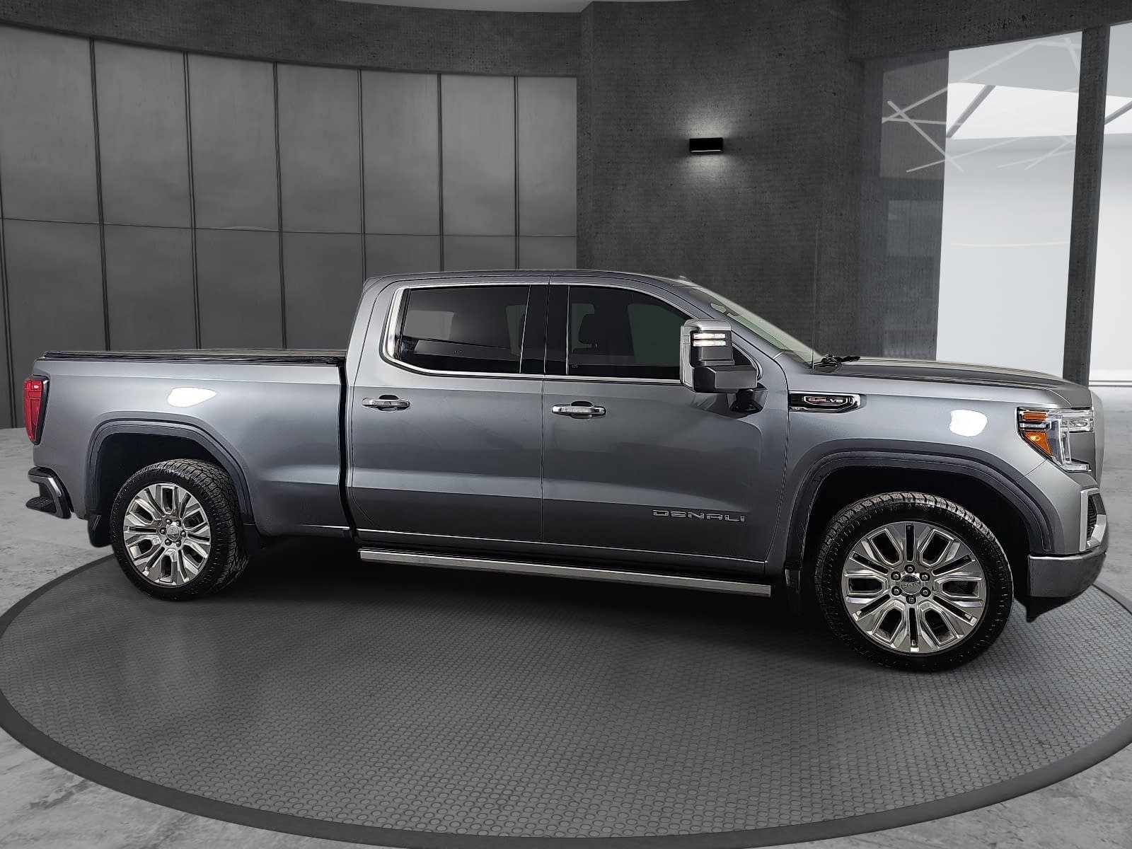 Used 2020 GMC Sierra 1500 Denali w/ Denali Ultimate Package AWD/4WD image 4