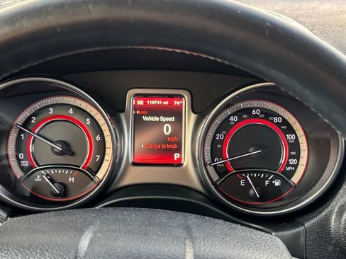 Used 2019 Dodge Journey Crossroad AWD/4WD image 23