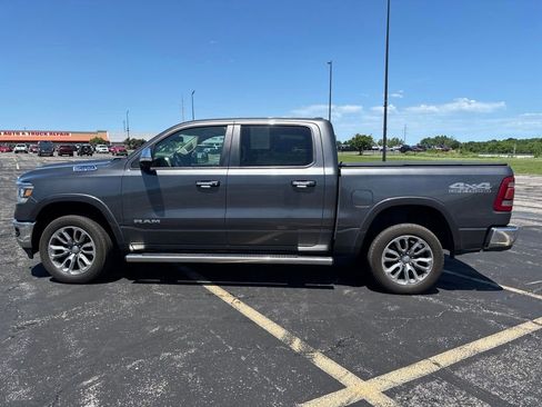 Used 2019 RAM 1500 Laramie AWD/4WD image 8