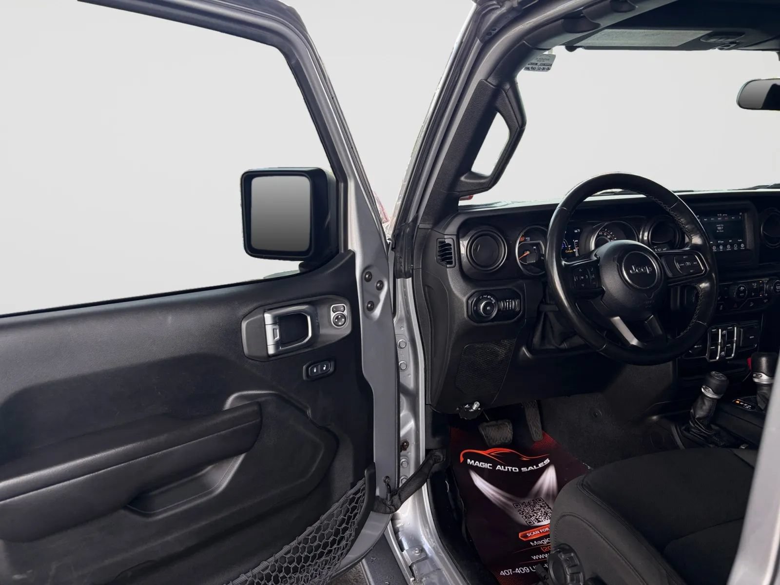 Used 2020 Jeep Wrangler Unlimited Sport AWD/4WD image 11