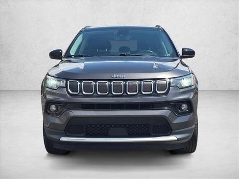 Used 2022 Jeep Compass Limited AWD/4WD image 2