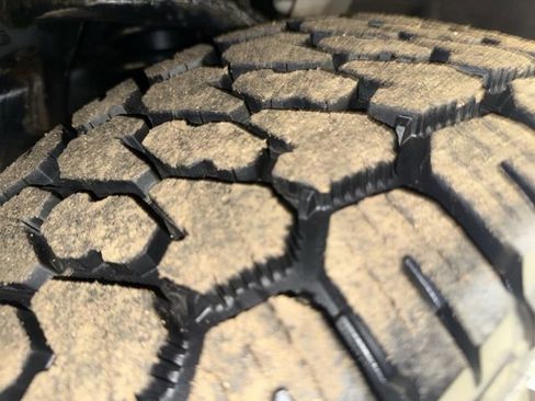 Used 2016 Ford F150 Lariat w/ Equipment Group 501A Mid image 28