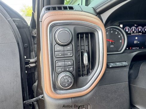 Used 2019 Chevrolet Silverado 1500 High Country w/ Technology Package AWD/4WD image 40