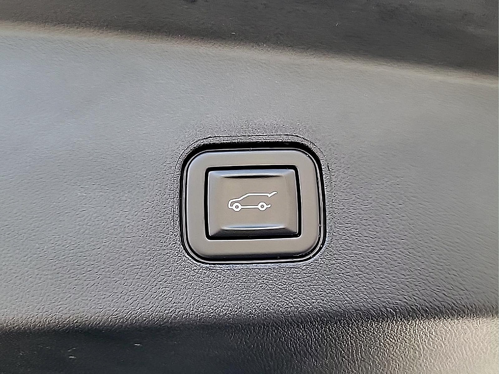 Certified 2024 Cadillac Lyriq Sport AWD/4WD image 30