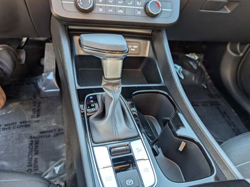 Used 2025 Hyundai Santa Cruz SE image 31