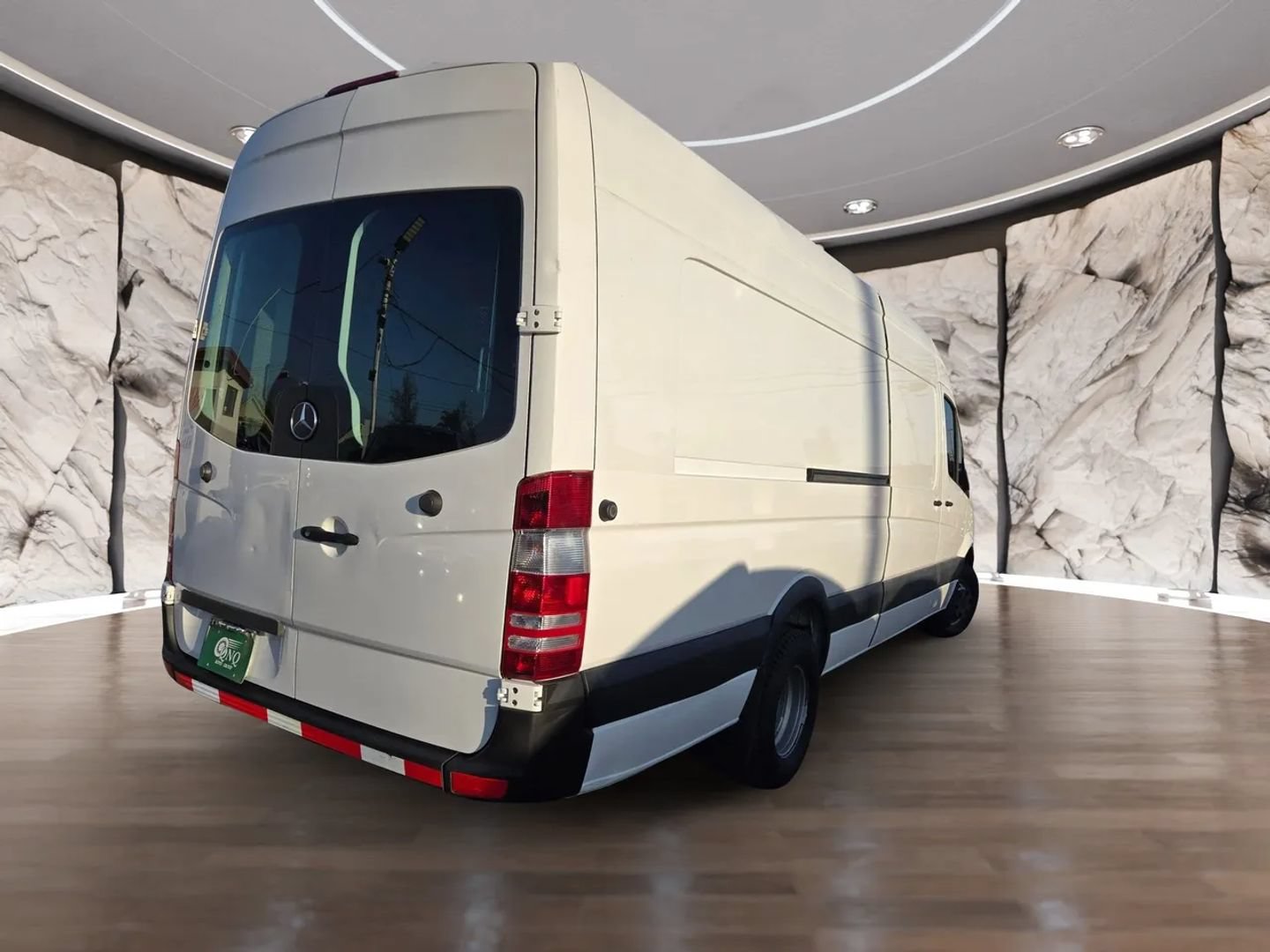 Used 2010 Mercedes-Benz Sprinter 3500 image 4