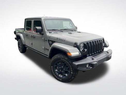 Used 2023 Jeep Gladiator Sport AWD/4WD image 9