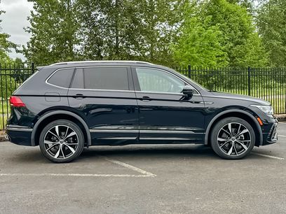 Used 2022 Volkswagen Tiguan SEL R-Line