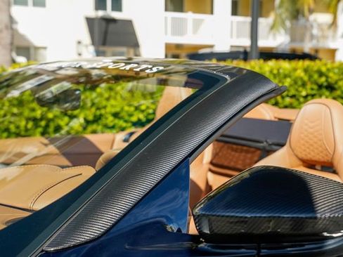 Used 2023 Aston Martin DBS Volante image 48
