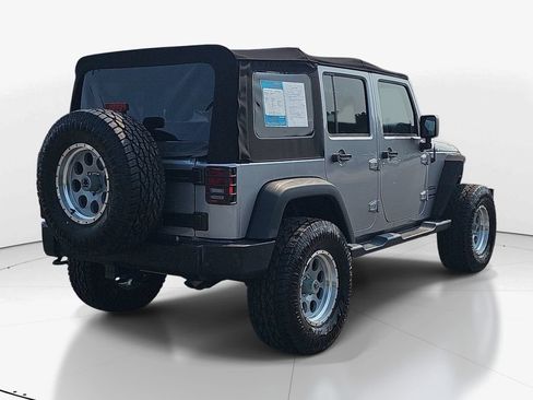 Used 2018 Jeep Wrangler Unlimited Sport S AWD/4WD image 6